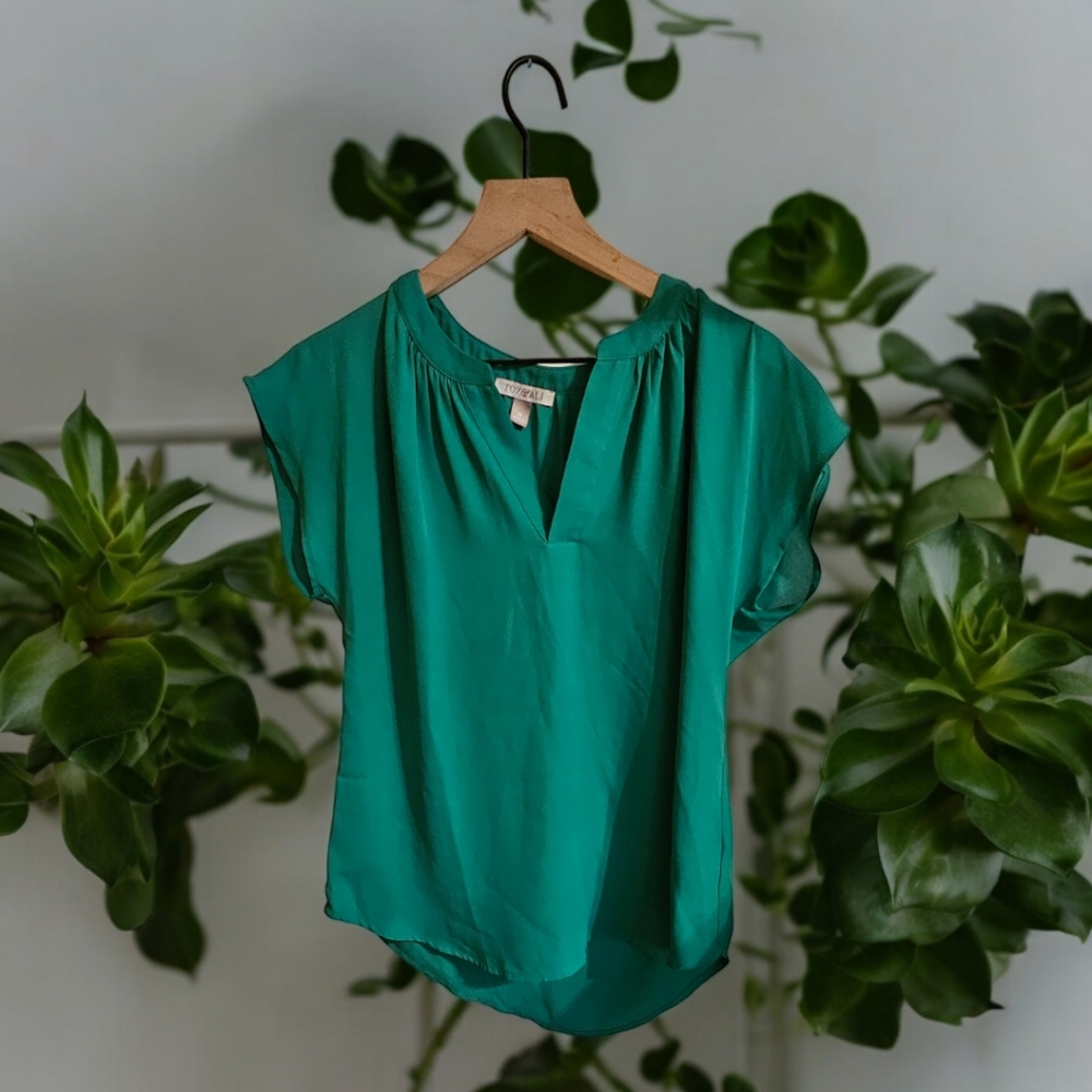 Women's blouse